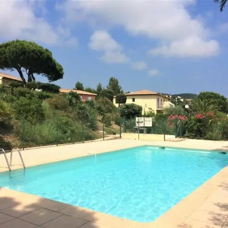 T2 Avec Jardin, Piscine Et Parking Aux Issambres, Proche - Fr-1-768-34 *