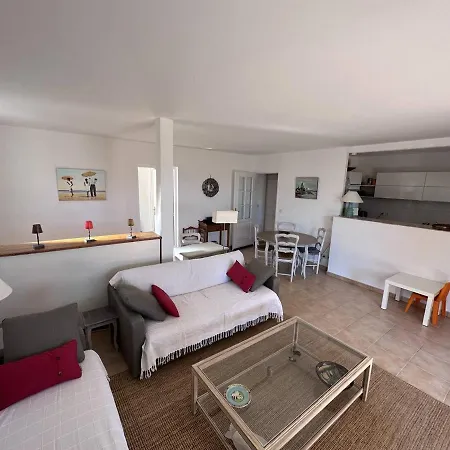 T2 Avec Jardin, Piscine Et Parking Aux Issambres, Proche - Fr-1-768-34